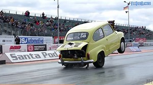 Not the best start to a drag race! Car Throttle Check out VeeDubRacing on YouTube: youtube.com/veedubracing | Car Throttle