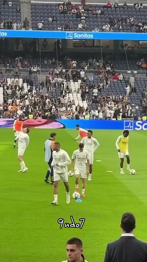 Mbappe with his song at the Bernabeu 🔥 #foryou #championsleague #mbappe #KylianMbappe
