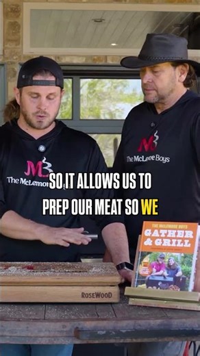 Cutting board toppers, the more you know #cooking #cuttingboard #tips