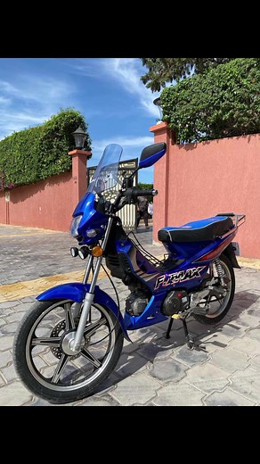 A vendre Forza gold Modèle 2024 kilomètrage faible scooter bakou Visière tnn support tlf 📞📞 compteur digitale Démarreur électrique Système alarme Tt en marche Pour plus d'informations par tél 📳📳 G.S.M 56261730 #mecanica #moto #scooter #4t #bleu #forza #goldenretrieverlife #tnn #