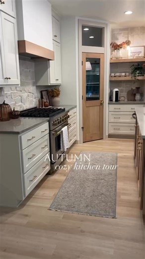 959K views · 8K reactions | Cozy fall kitchen tour 癩 | Remington Ranch Farmhouse | Facebook