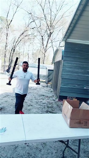 #I VEVOR Trimmer Rack, 3 Place Weeder Trimmer Rack, Locking Trim Holder Landscape Trailer Rack Carrier Mount on Open Pickup/Trailer Enclosed Trailers, Pair