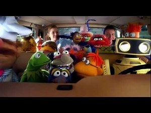 FILM REVIEW: The Muppets - Things That Go Pop!