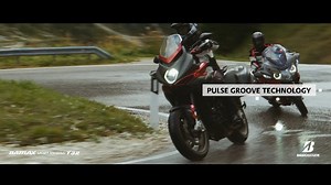 16K views · 269 reactions | The Battlax Sport Touring T32 is designed for riders who want high performance in wet conditions. Our state of the art Pulse Groove Technology combines pulse-shaped grooves with small centre deflectors to equalise waterflow and optimise water drainage.  #bridgestonemoto #bridgestone #battlax #battlaxt32 #BattlaxSportTouringT32 #pulsegroove #pulsegroovetechnology | Bridgestone Moto | Facebook