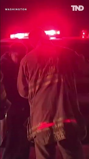 Army helicopter collides mid-air with 64-passenger jet, crashes into Potomac River