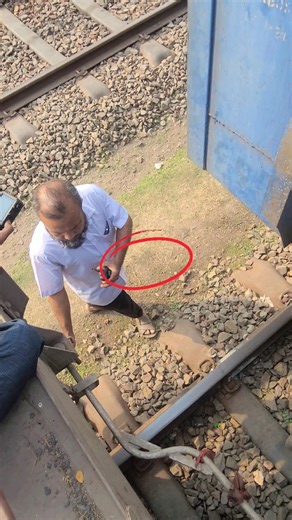 See Procedure for Opening Train Coupling. #shorts #railway #coupling #train #usa