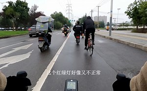 路上的xds感觉越来越多了，我应该让我的95d退役吗
