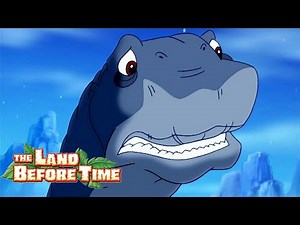 What Scares Grandpa Longneck? 🦕 😨 | The Land Before Time