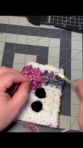 Full tutorial on my YouTube channel - hit the link in my bio #customcomfycrochet #crochetbeginner #crochetchristmas #quickcrochet #crochetnapkinholder #crochetchristmasdecoration | Custom Comfy Crochet and More By DawnMarie