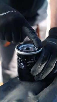 How to change engine oil and the oil filter 🛢️🔧 DIY oil change
