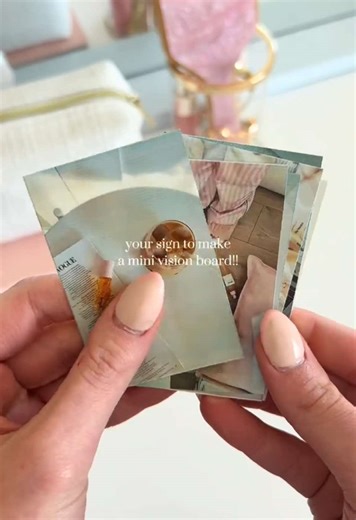 Create a Cute Mini Vision Board for 2025