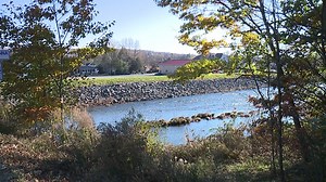 Mayfield fighting federal flood regulation