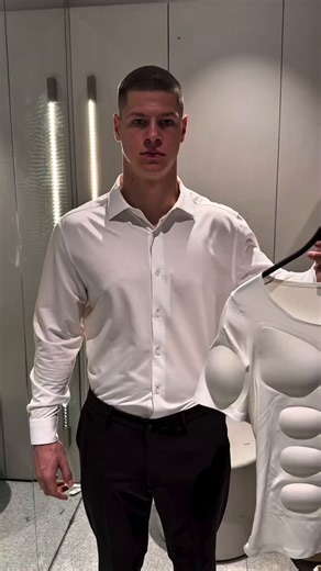 Haha this is next generation catfishing 🤣After many years of men complaining about women’s make up now the tides have turned Underwear that makes you muscular 🤣Let the games begin!!