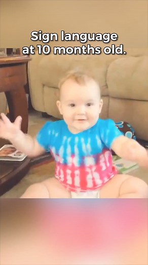 I got a lot of comments yesterday about Willow’s pretend signs, so I had to share this gem from 2014. Calliope at 10 months old communicating so clearly and intensely. Girl was ready to eat. 😂I loved using ASL with my babies! I wish I’d stayed in the habit of practicing because I enjoyed it so much and wanted to continue with it. The communication benefits at that age was absolutely invaluable. #ASL #dartfam #signlanguage | Willow’s Diner - Dart Fam