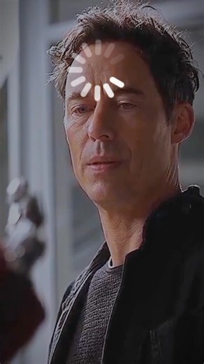 Flash y Sonrisas: Ediciones y Escenas Impactantes