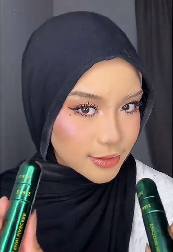 Fiera Chan Makeup Tutorial: Mastering Mascara Application