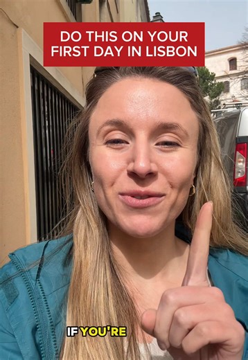 If you’re visiting Lisbon, do a food tour on your first day🍴🇵🇹 It helps you learn what to order, where locals actually eat, and how to avoid tourist traps. After that, you’ll understand Lisbon’s food scene much better for the rest of your trip. Devour’s Ultimate Lisbon Food Tour is a great place to start. #lisbonfoodtour #lisbonfood #lisbontravel #portuguesefood #lisbonrestaurants