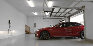 Tesla's new driverless parking feature works in real life — and it's scary accurate