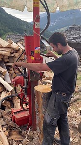 274K views · 1.3K reactions | L’HIVER SERA-T-IL FROID ? En tout cas, on prépare l’hiver ici au Grand Bornand (Haute-Savoie-France), avec Colin Lucchesi et Jean-Yves Angelloz qui coupent le bois avec une fendeuse de bûches. Images et interview : Jean-noel Deparis | La Place du Village | Facebook