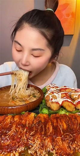 Immersive experience of eating super spicy enoki mushrooms with glass noodles