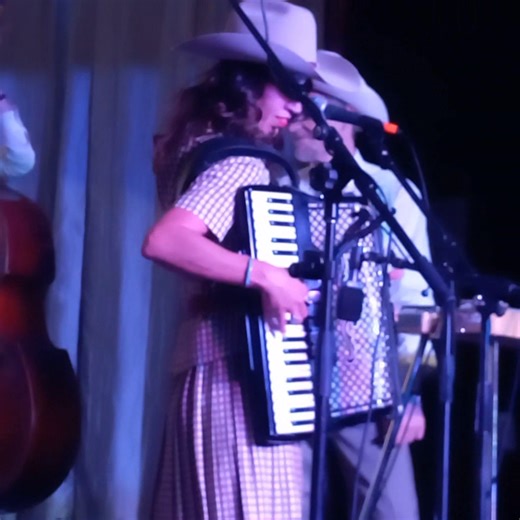 Mary Lee and Caesar's Cowboys, featuring Ginny Mac, "Blues for Dixie". Terrific accordion solo! | Kevan James