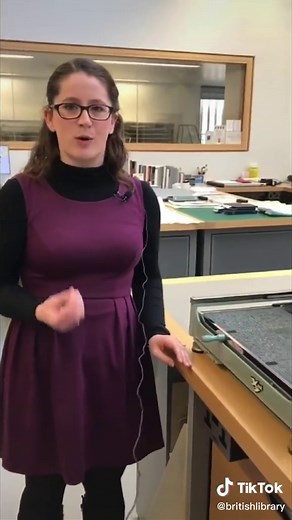 Exploring the Intricacies of a Chinese Typewriter