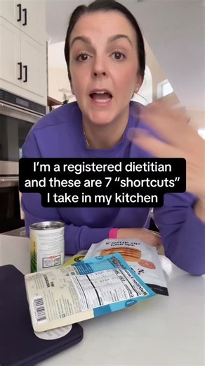 Diabetes Dietitian🥑 Mary Ellen on Instagram: "Here are 7 shortcuts and tools I use in my own kitchen as a registered dietitian living with type 1 diabetes, focused on blood sugars, to make planning and prepping meals easier 👍 1) grains and bean pouches 2) canned veggies 3) baking mixes 4) frozen bread products 5) prepped proteins 6) my meal plans!! 7) meal delivery services #diabetes #mealprep #mealplanning #kitchenhacks #bloodsugarbalance"