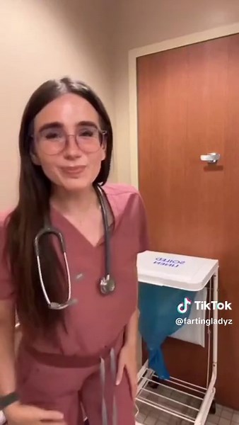 #girlfarting #gassygirl #fartcomp #girlfart #girlfarted #womanfarting #womanfarttoo #loudfarts