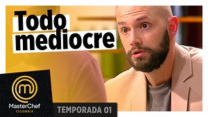 El tema de la prueba fue queso azul. La mitad de los aspirantes tuvieron que cocinar platos dulces y la otra mitad platos salados. Juan David y Federico hacen los dos peores dulces y Lucho y María Luisa los dos peores salados. ¡Vea el capítulo completo (T01E24 – 2015) y revive las temporadas pasadas de #MasterChefColombia en el canal oficial! | MasterChef Colombia