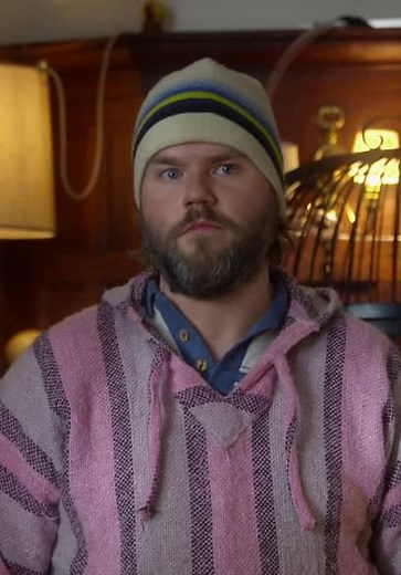 Deadbeat S01:E08 - The Ghost in the Machine