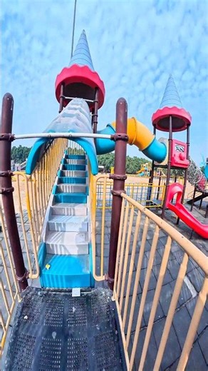 bella ciao parkour playground climbing POV 🤩 #slide #shortvideo