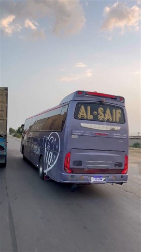 High-speed bus action with thrilling race videos! #busrace #busracevideo #thriller #fastdriving | Bus Gallery