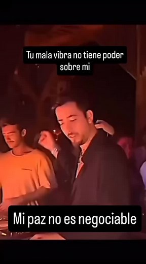 Tu apagas mi mente y hace que nada importante | Lourdes Duran Leal