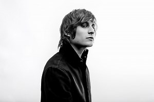 BRÚJULA - Siddhartha - LETRAS.COM