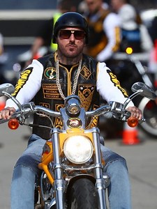 Comanchero bikie gang holds national run in Melbourne