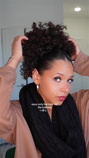 Cute and Cozy Curly Holiday Hairstyles for Festive Cheer