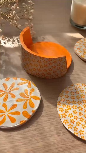 DIY classic tea coaster with a cute organizer(holder)☕ Can be customised. #teacoaster #coaster #clayart #organizer #stuffed #aesthetic #Tools #decor #diy | Happy's Artistry