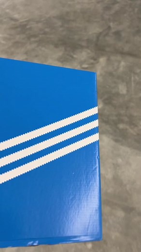 ✅ IN STOCK Adidas Gazelle Pink Bliss Size : UK4 to UK7 - RM750 UK8 - RM900 Condition : Brand new Postage RM15/25 double box