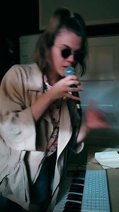 26 reactions | @detechtive_official loops sessions are back featuring some very cool M-Audio controllers Oxygen Pro and Keystation! #loop #session #musician #alternativepop #singer #songwriter #waves #ovox #plugins #ableton #maudio #newmusic #newcomer #femaleproducer #oxygenpro #keystation | M-Audio | Facebook