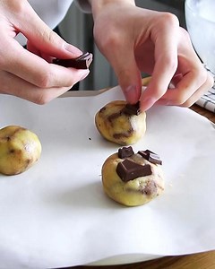 材料4つ！天ぷら粉でチョコチャンククッキー作ってみました！🍪🍫ベーキングパウダーなし！#TikTokレシピ #スイーツ #バレンタイン #手作り #お菓子作り