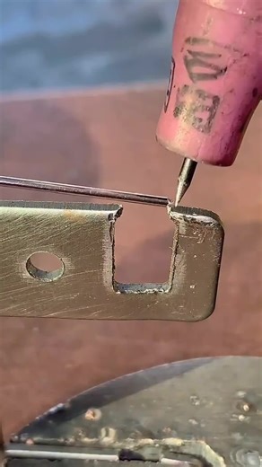 welding trick #welder #welding #asmr #weldernation #weldingtiktok | Welding