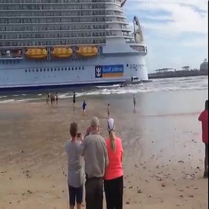 Fort Lauderdale Mini Tsunami | Discover Real Life