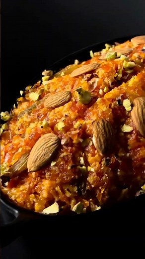 Winter special Gajar ka halwa 🥕 #asmr #shorts #dessert