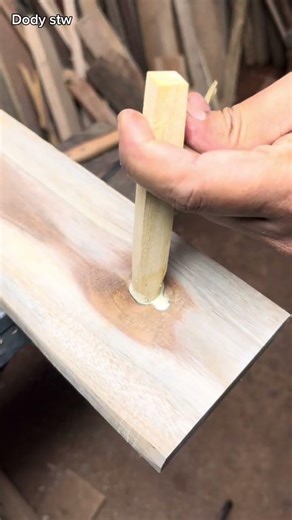 How to patch a wood hole correctly ✅ #woodworking #woodscraft #tipsntricks #diy #tutorial #shorts