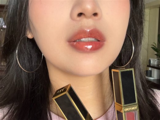 TF08和TF20黑金唇釉，深唇试色对比，你pick哪支？