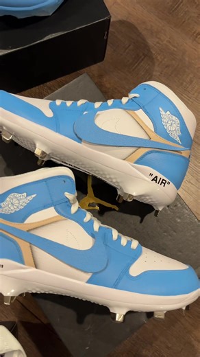 Custom Cleats for Stadiums: Unleashing Creativity