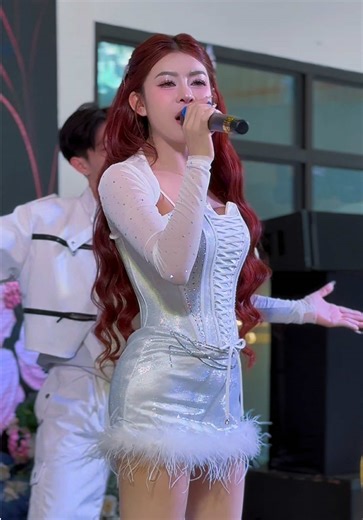 Karaoke Hát Tết Bình An Cùng Hana Cẩm Tiên