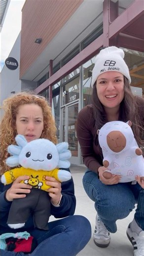 ARE YOU TEAM CAPYBARA OR AXOLOTL? #msbeanie