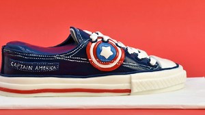 985K views · 2.2K reactions | I made a Captain America Shoe Cake Captain America Shield Cookies https://www.hanielas.com/2015/10/captain-america-shield-cookies/ | Haniela's | Facebook
