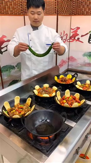 Real Story 😎 on Instagram: "Wait for and 🫵😂 . #viral #viralreels #trending"